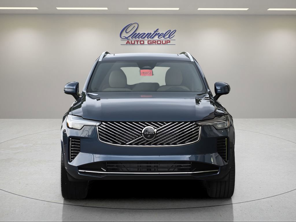 New 2026 Volvo XC90 B6 Plus w/ Protection Package Premier image 5