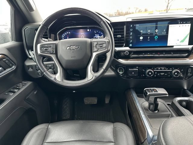 Used 2022 Chevrolet Silverado 1500 LT Trail Boss w/ Convenience Package II AWD/4WD image 10