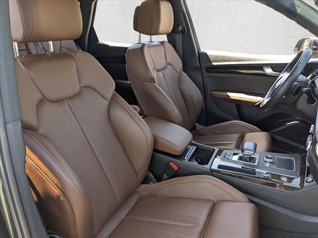 Used 2019 Audi Q5 2.0T Premium Plus w/ Premium Plus Package AWD/4WD image 23