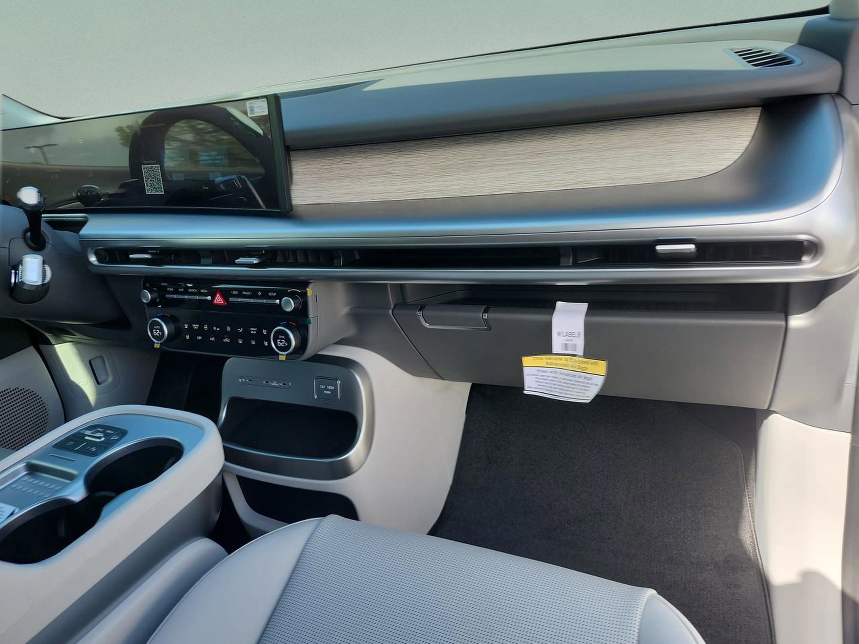 New 2026 Hyundai Ioniq 9 SEL image 17