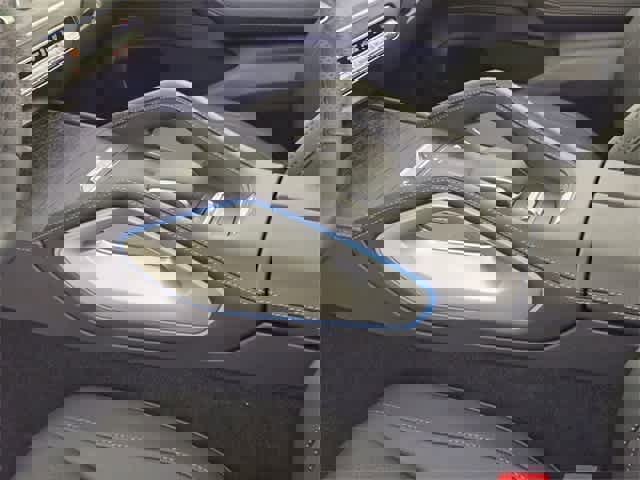 Certified 2025 Mercedes-Benz GLS 450 4MATIC image 41