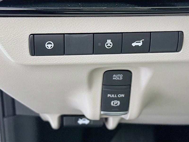 Certified 2025 Nissan Murano SL image 10