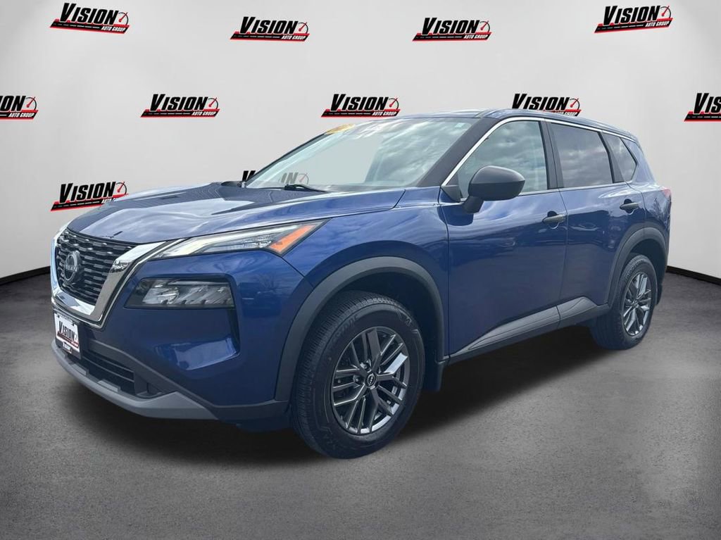 Used 2023 Nissan Rogue S image 1