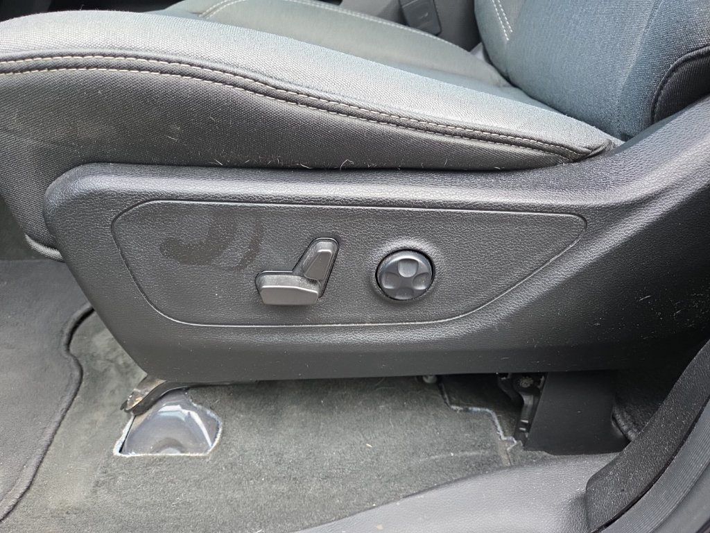 Used 2021 RAM 1500 Big Horn AWD/4WD image 18