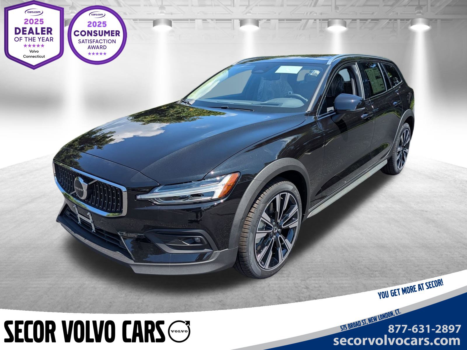 New 2026 Volvo V60 B5 Cross Country Ultra w/ Protection Package Premier image 1