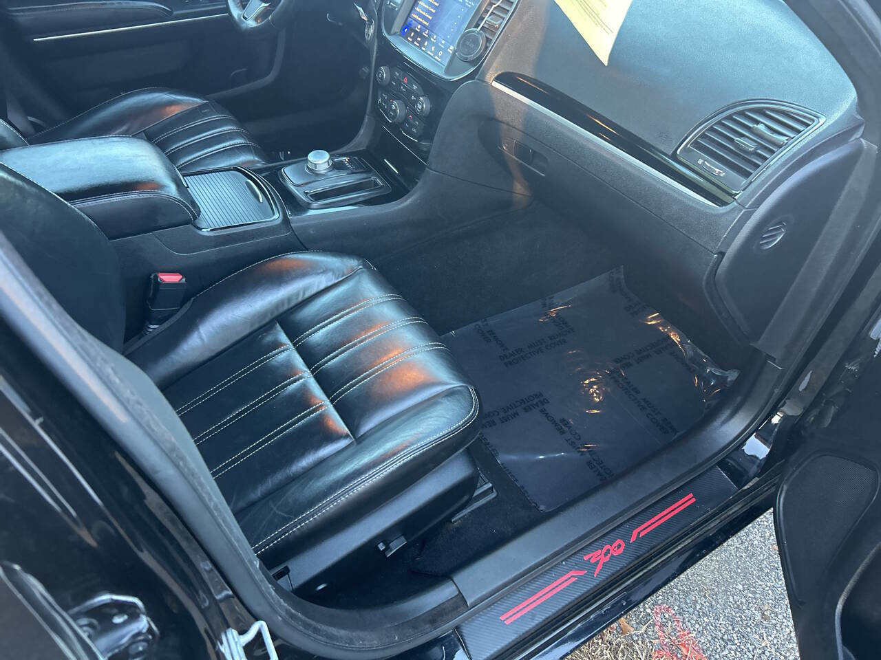 Used 2021 Chrysler 300 S image 21