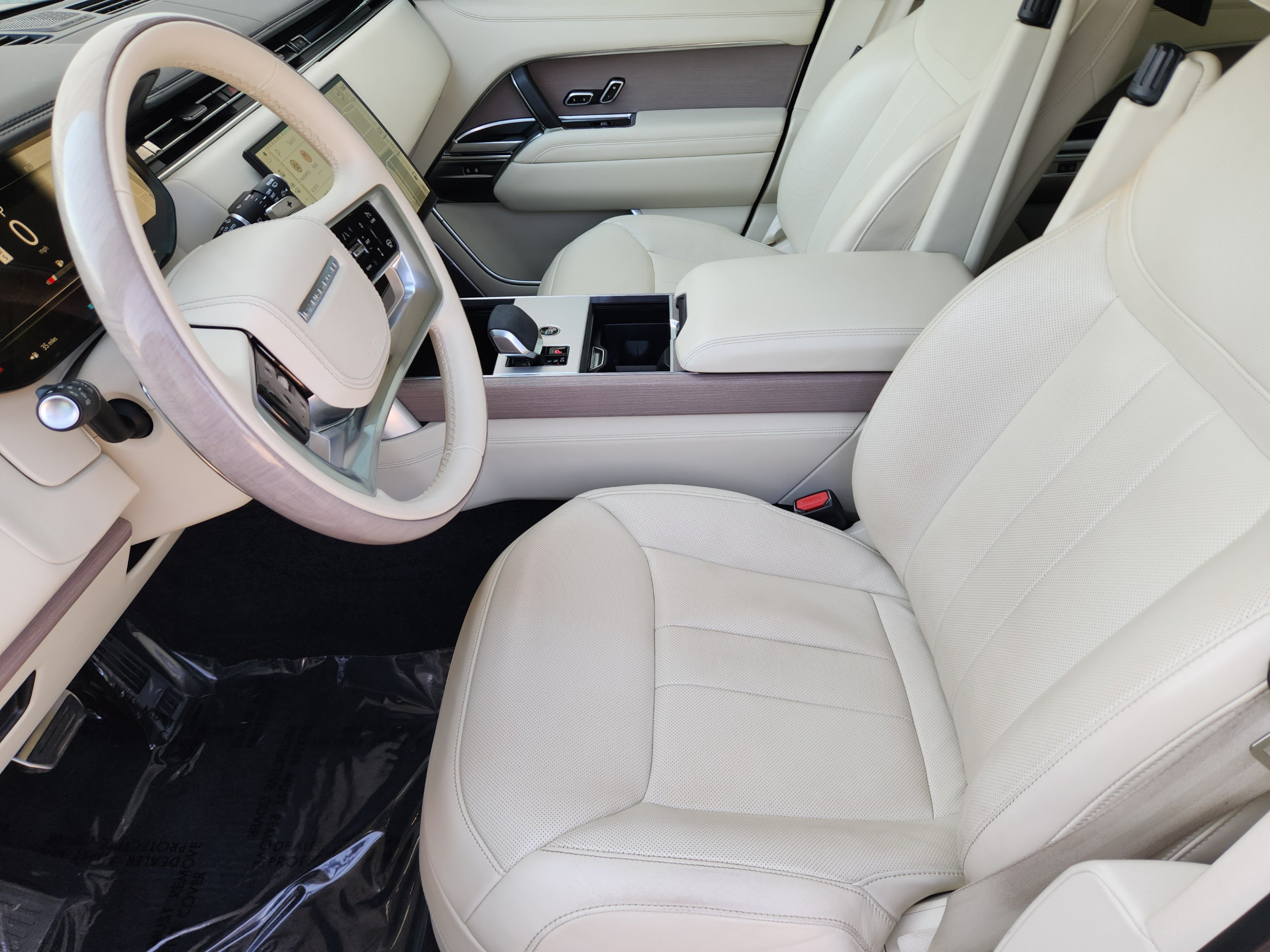 Certified 2025 Land Rover Range Rover Long Wheelbase Autobiography AWD/4WD image 8