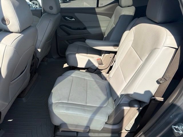 Used 2020 Chevrolet Traverse Premier FWD image 7