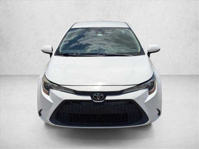 Used 2020 Toyota Corolla LE FWD image 2