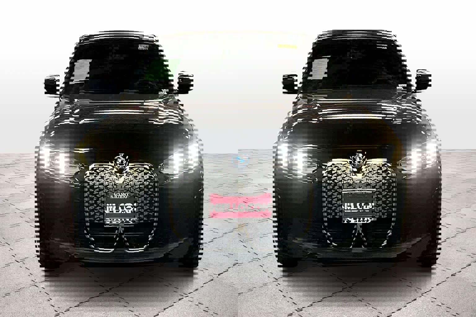 Used 2025 BMW i4 eDrive40 w/ M Sport Package image 3