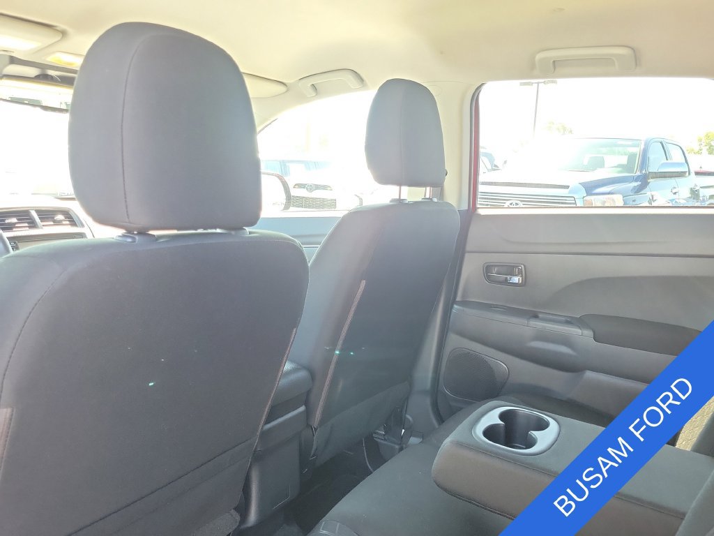 Used 2024 Mitsubishi Outlander Sport ES AWD/4WD image 12
