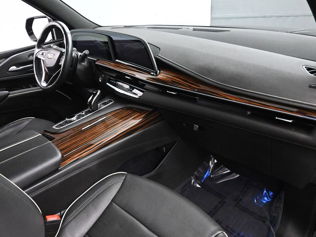 Used 2023 Cadillac Escalade ESV Premium Luxury image 22