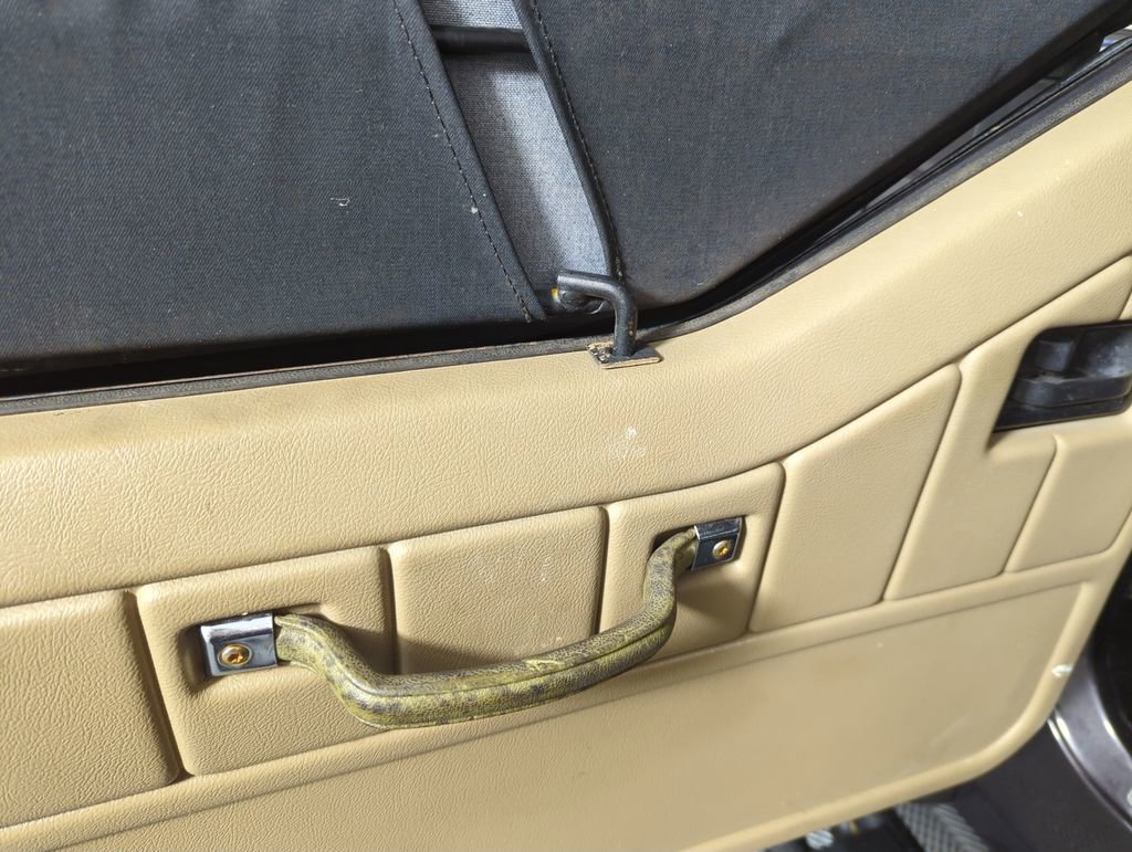 Used 1995 Jeep Wrangler S image 9