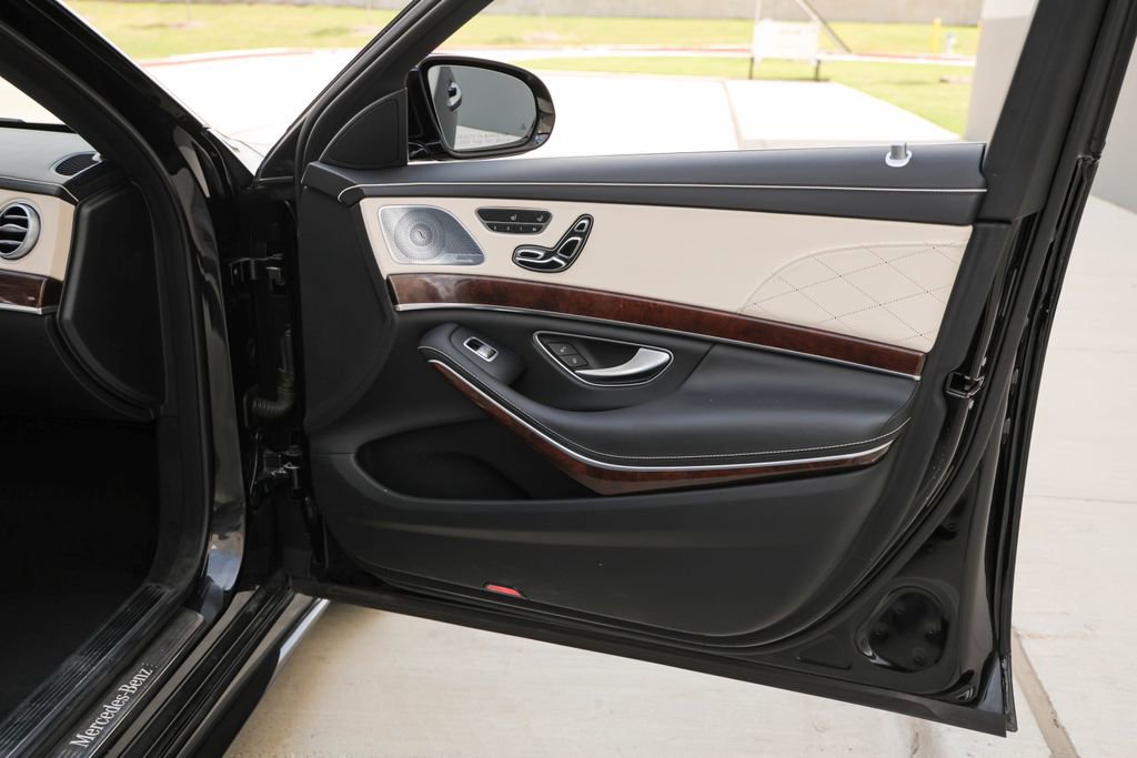 Used 2018 Mercedes-Benz S 560 4MATIC Sedan image 20