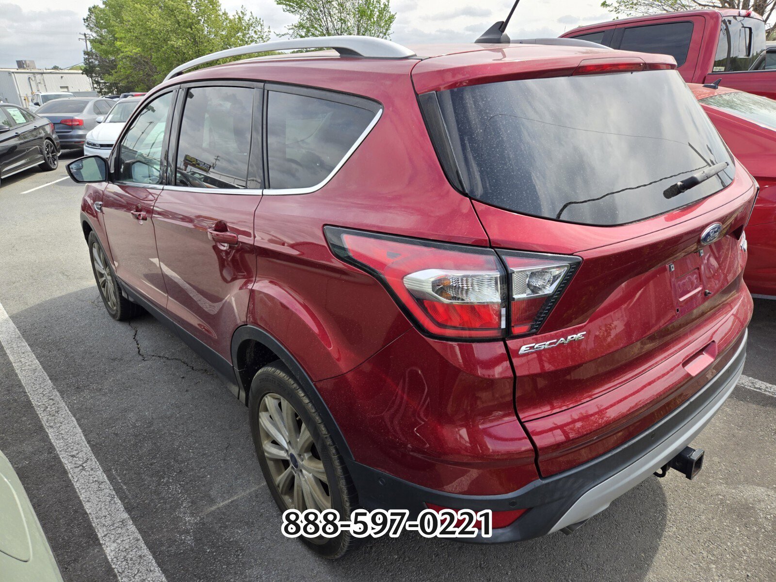 Used 2018 Ford Escape Titanium image 4