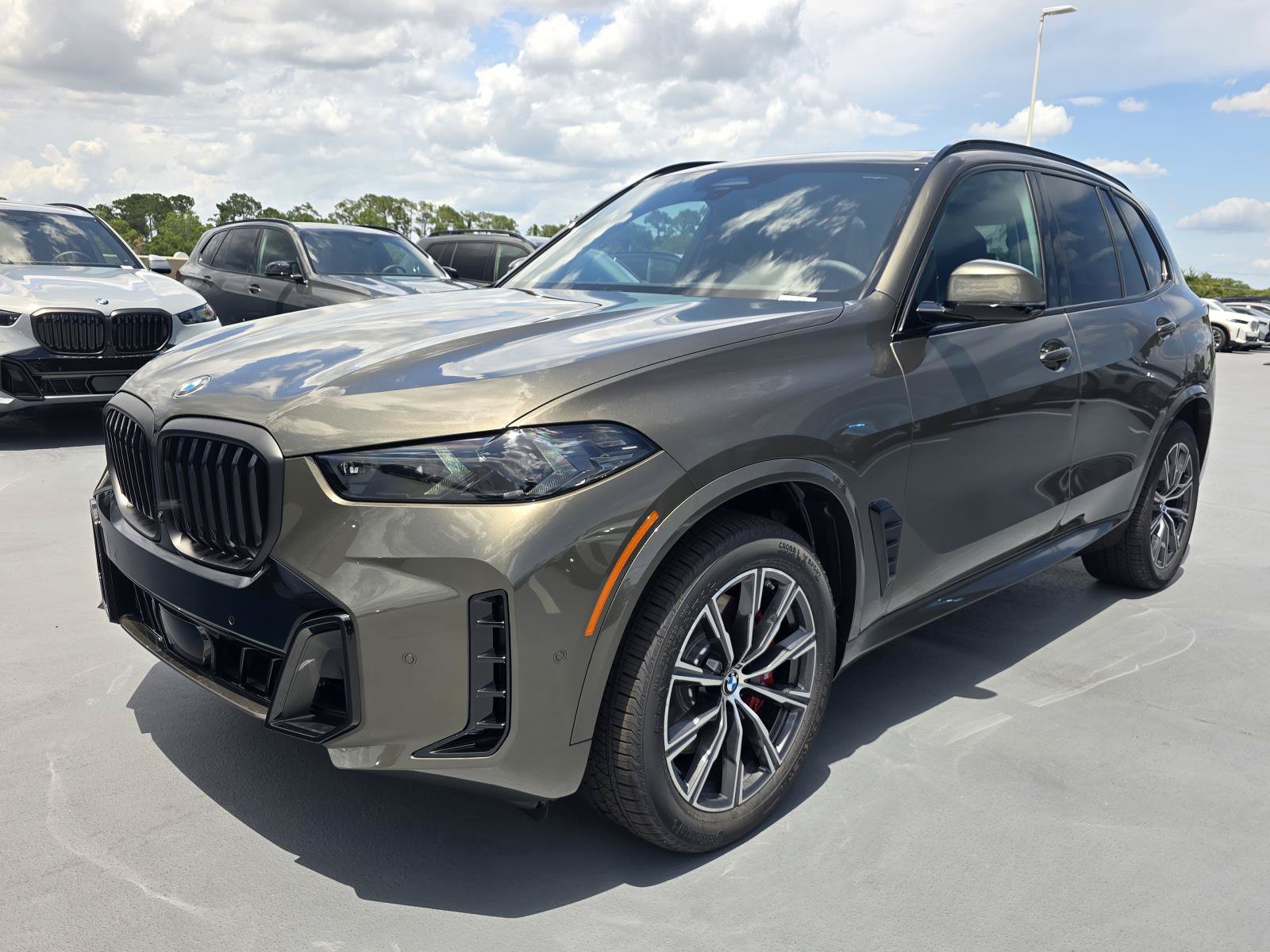 New 2026 BMW X5 xDrive40i w/ Executive Package AWD/4WD image 6