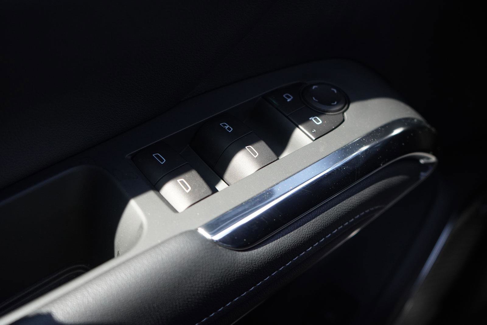 New 2025 Chevrolet Traverse LT w/ Enhanced Driving Package image 18