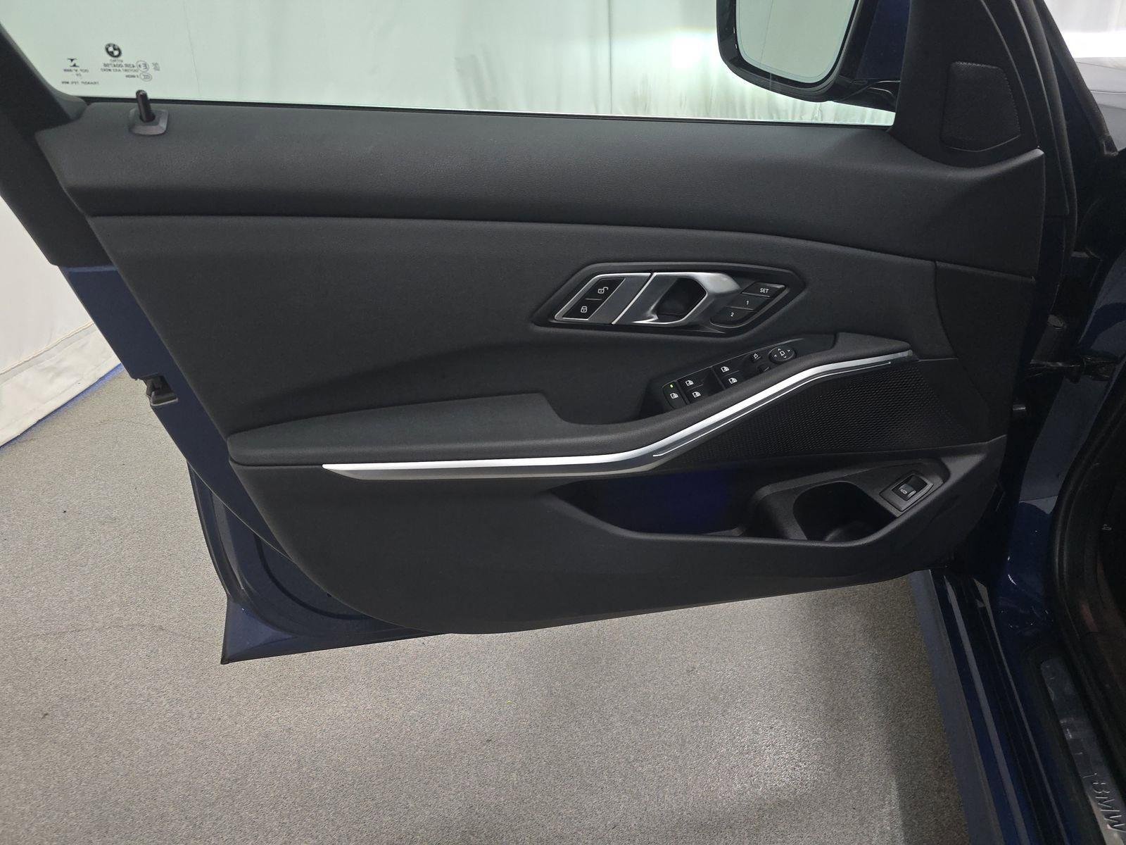 Used 2021 BMW 330i Sedan w/ Convenience Package image 8