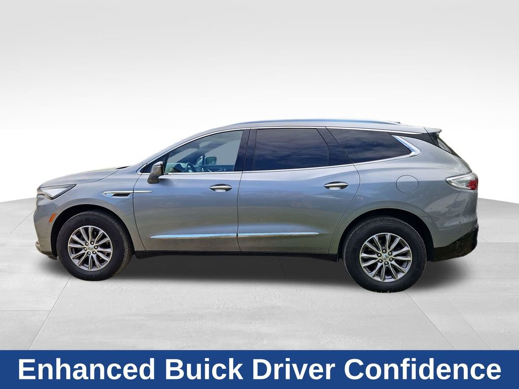 Used 2024 Buick Enclave Premium image 4