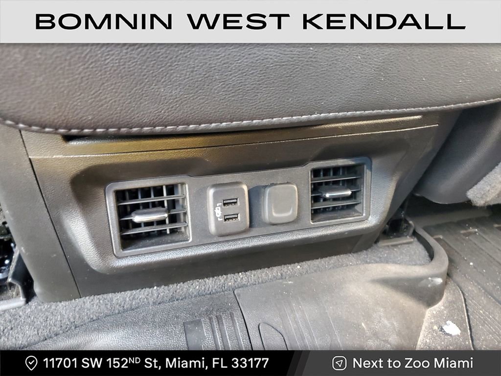 Used 2020 GMC Sierra 1500 Elevation w/ Elevation Value Package image 15