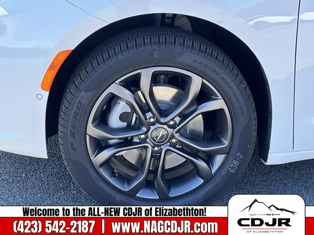 New 2026 Chrysler Pacifica Select image 11