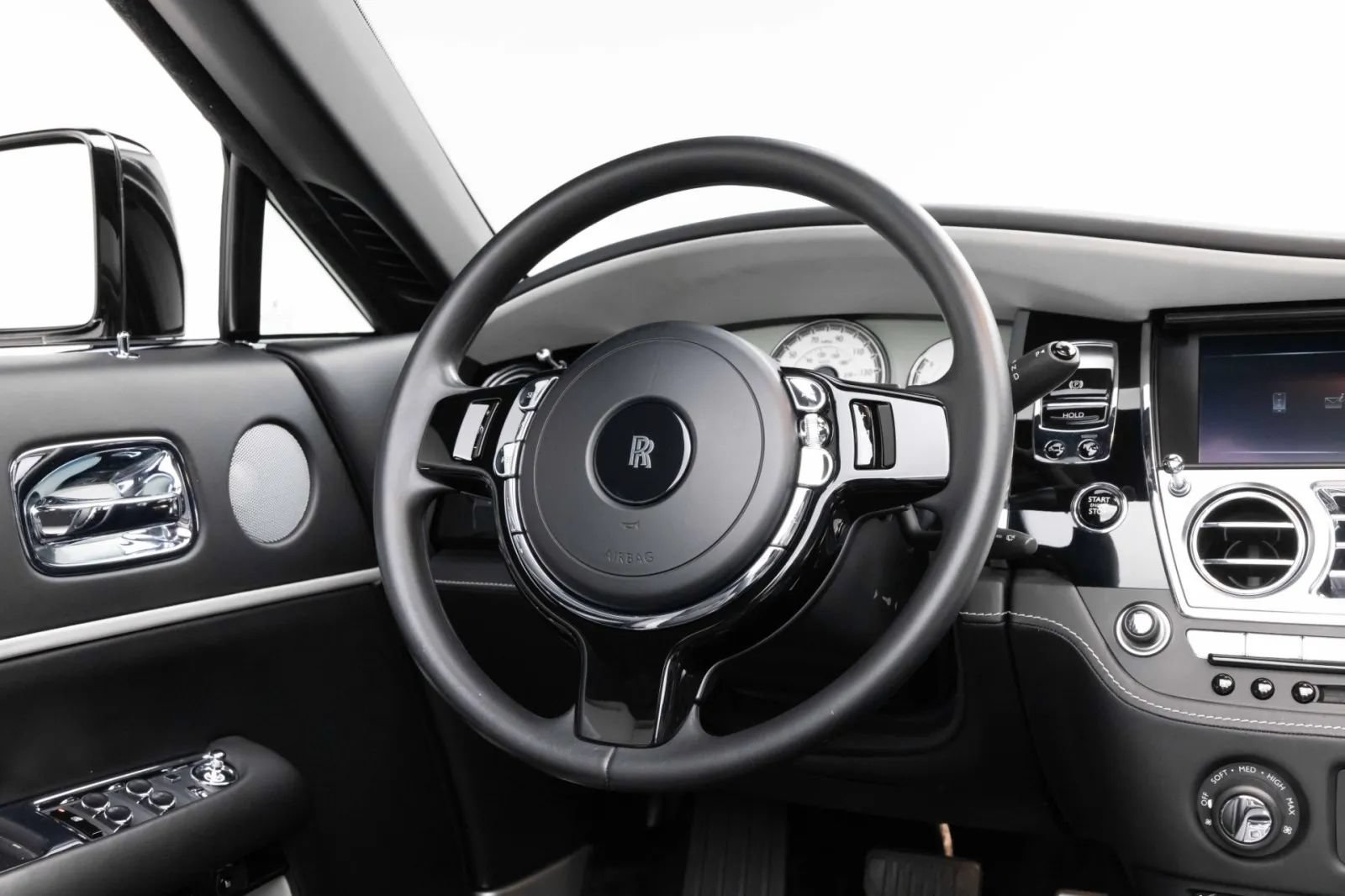 Used 2019 Rolls-Royce Dawn RWD image 10
