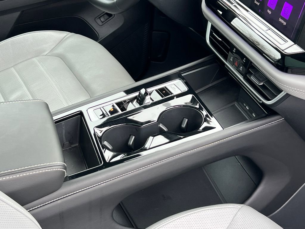 Certified 2024 Volkswagen Atlas Cross Sport SEL R-Line image 13