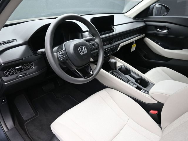 Certified 2025 Honda Accord LX image 18