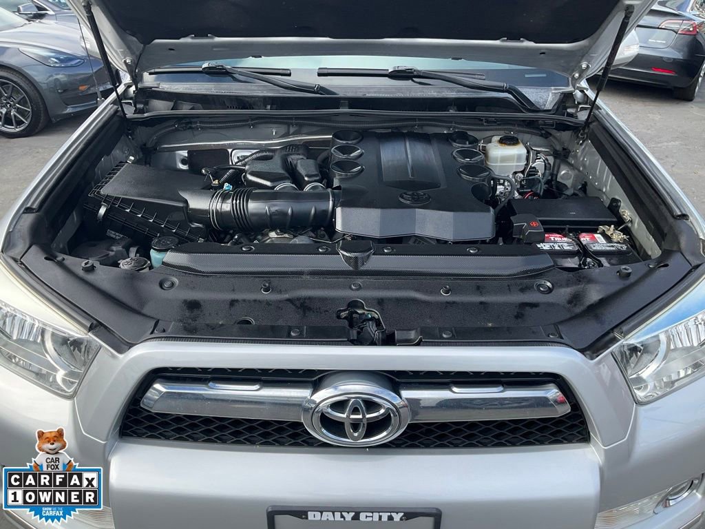Used 2013 Toyota 4Runner Limited image 9