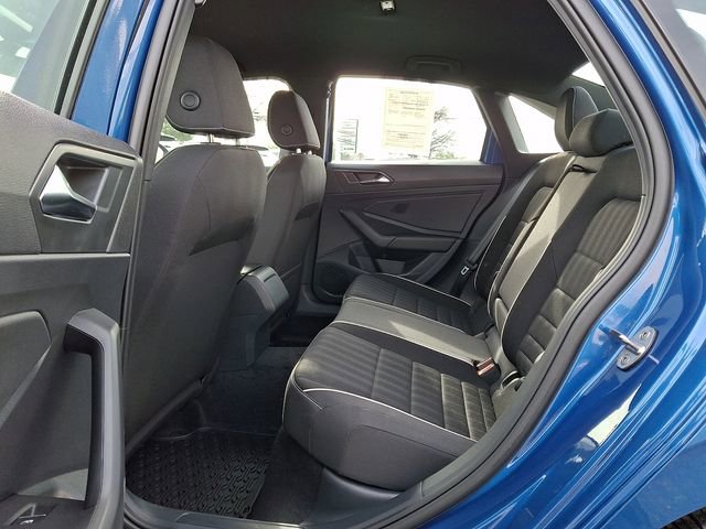 Used 2023 Volkswagen Jetta Sport image 10