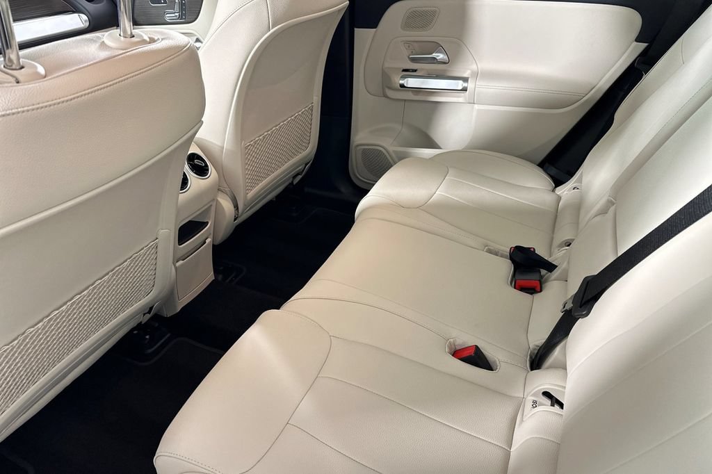 Certified 2025 Mercedes-Benz EQB 250+ image 15