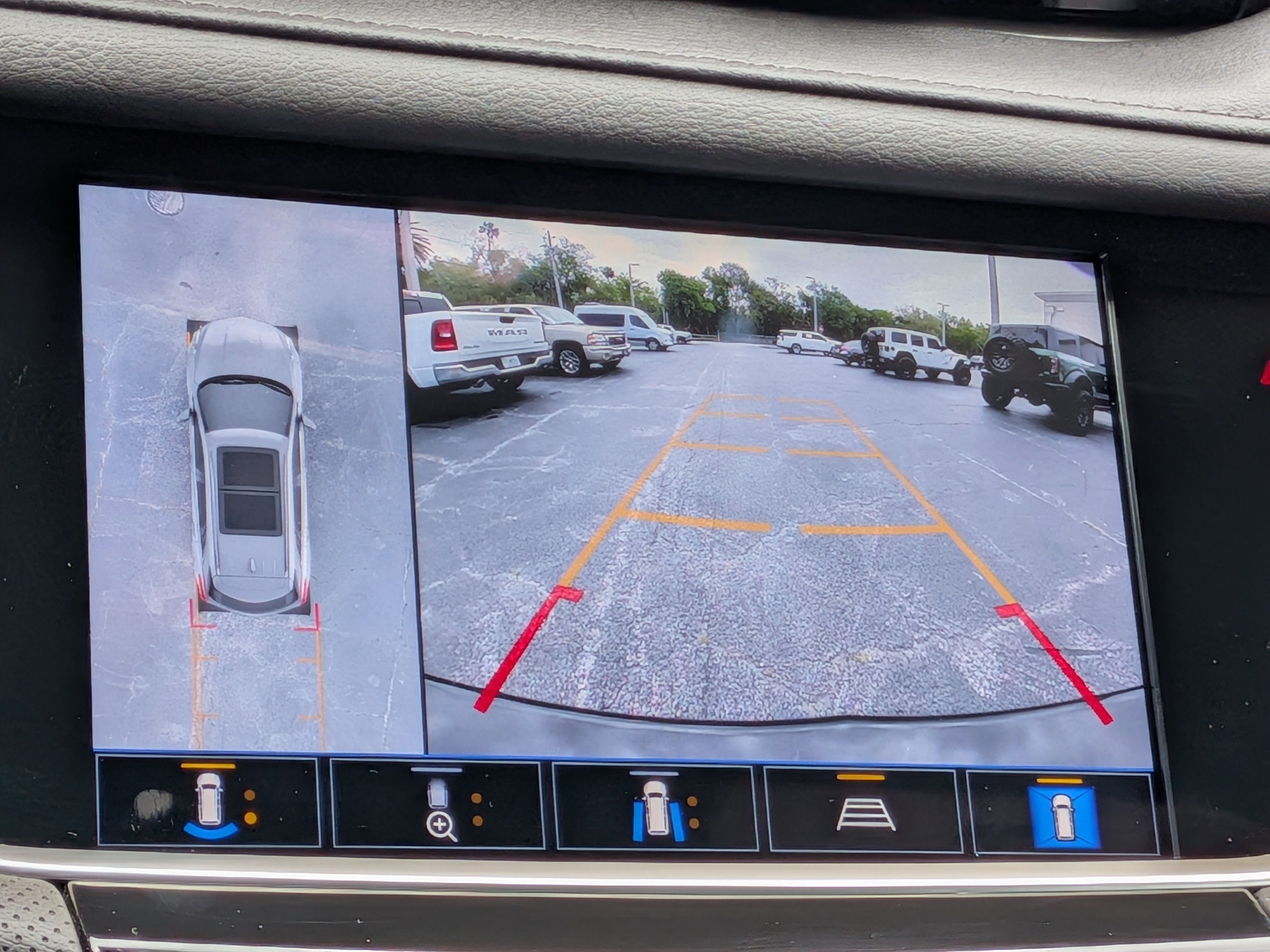 Certified 2023 Cadillac XT5 Premium Luxury w/ Technology Package image 31