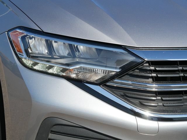 Certified 2024 Volkswagen Jetta S FWD image 9