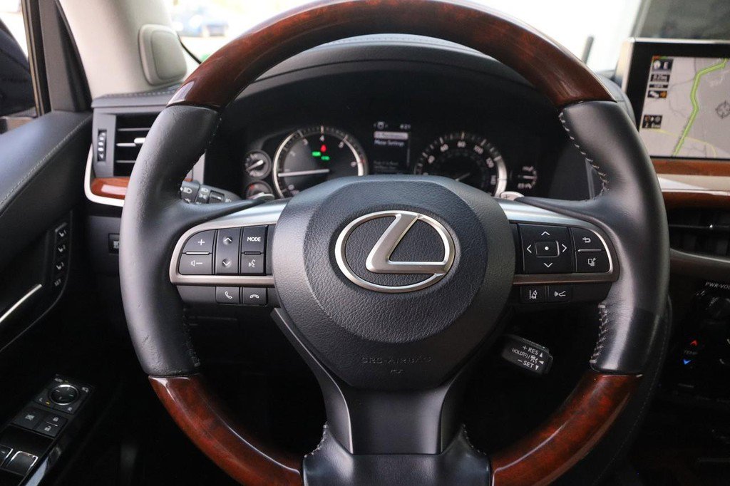 Used 2019 Lexus LX 570 4WD w/ Luxury Package image 14