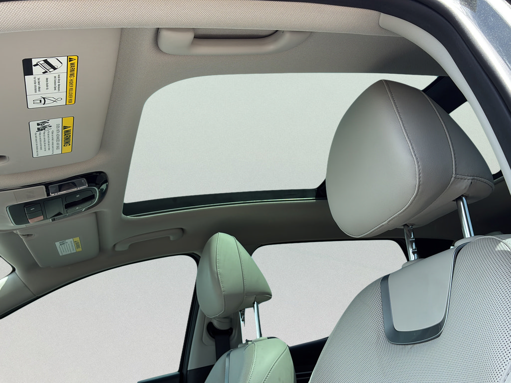 Used 2023 Hyundai Tucson Limited AWD/4WD image 24