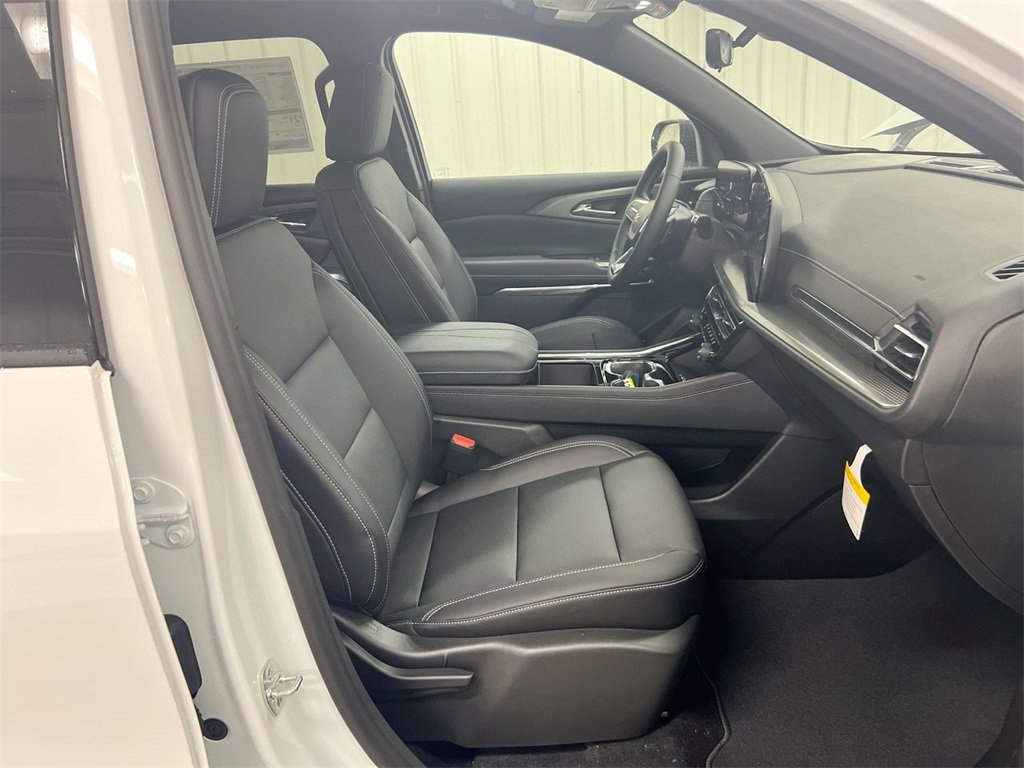 New 2026 Chevrolet Traverse LT w/ Driver Confidence Package image 22
