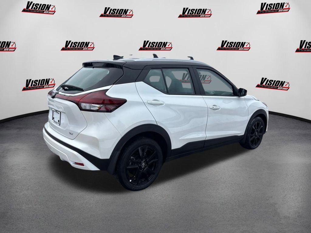 Certified 2024 Nissan Kicks SV w/ Interior Electronics Package image 5