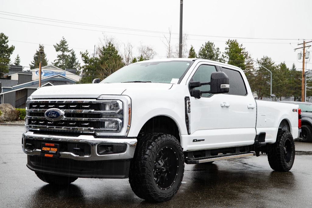 Used 2024 Ford F350 Lariat image 8