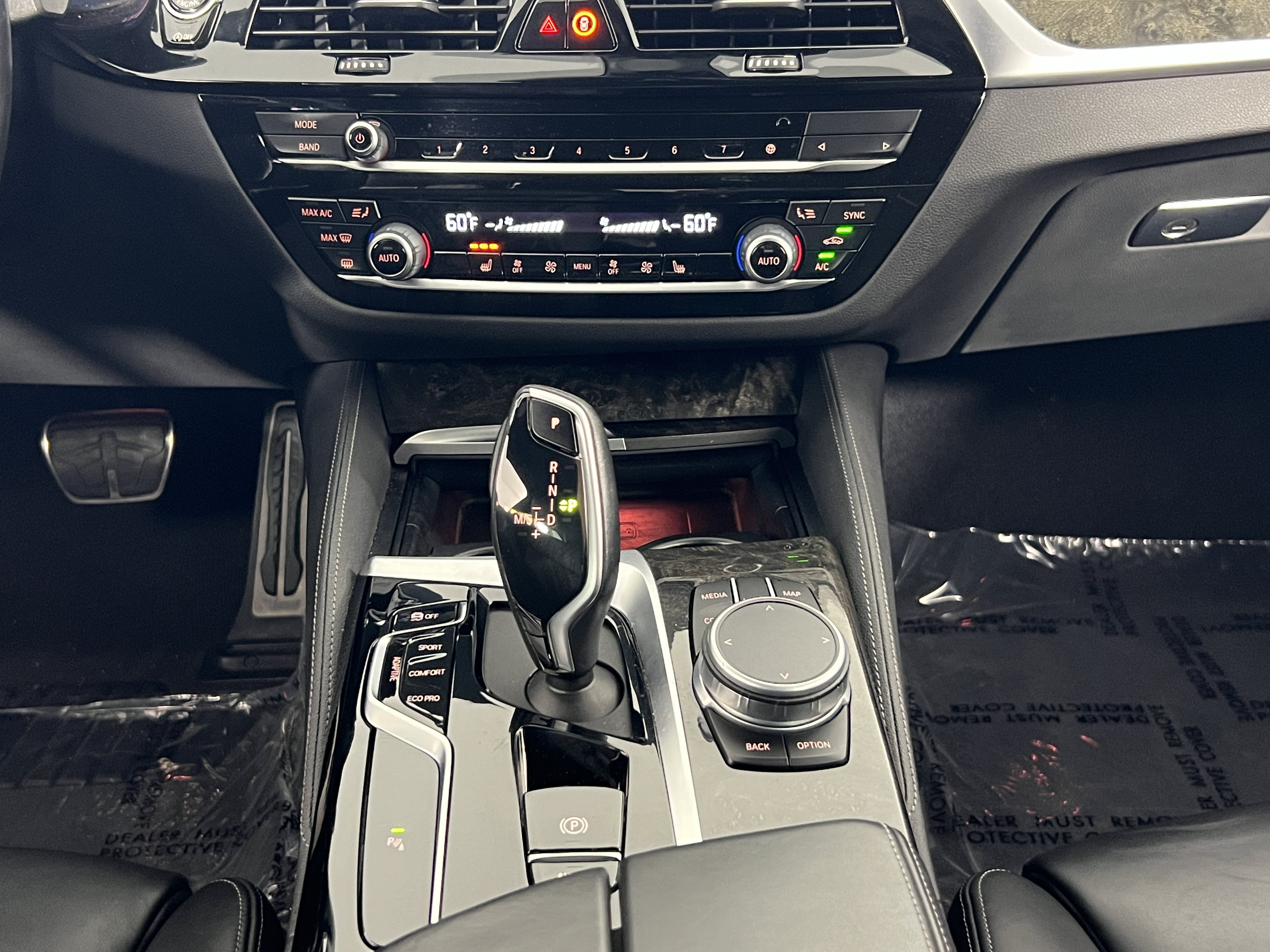 Used 2022 BMW M550i xDrive AWD/4WD image 18