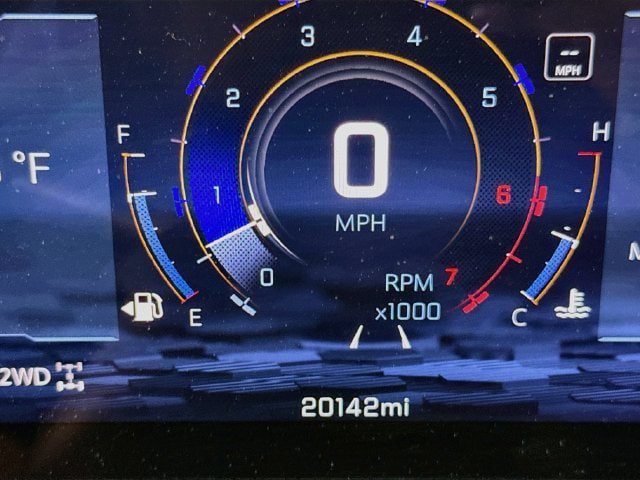 Used 2025 Chevrolet Tahoe Premier AWD/4WD image 13