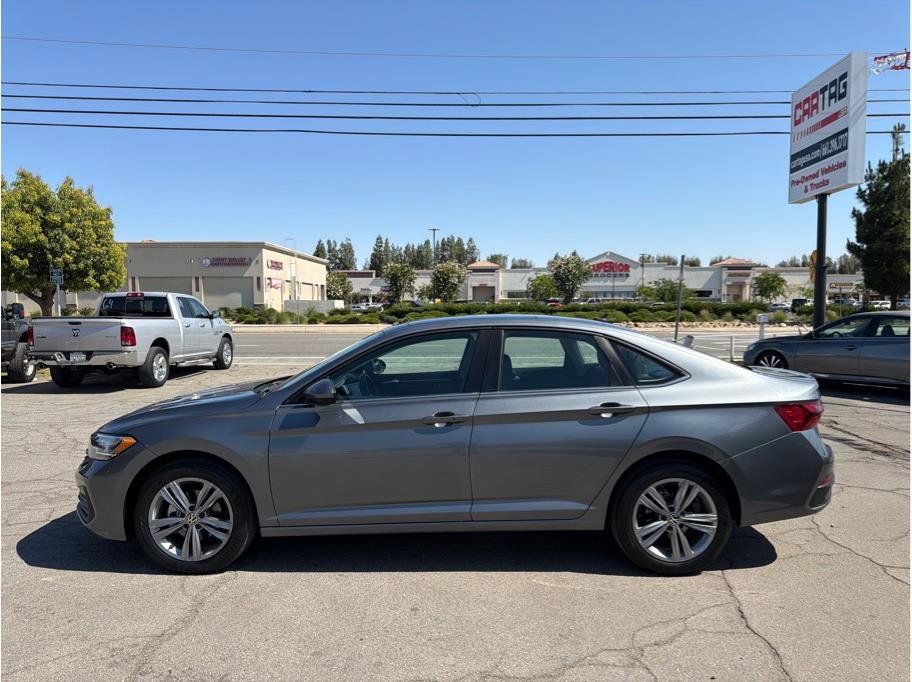 Used 2024 Volkswagen Jetta SE FWD image 18