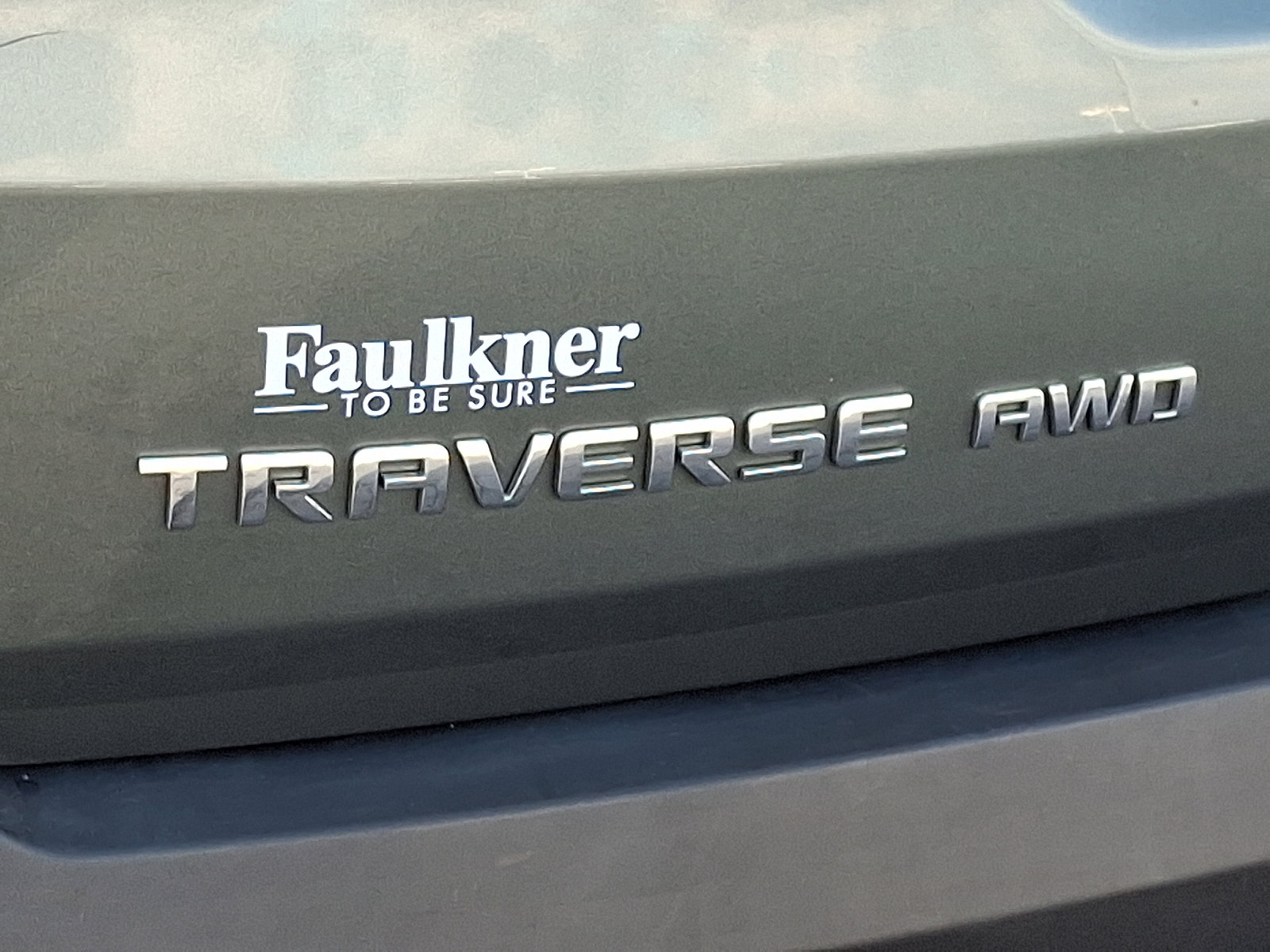 Used 2023 Chevrolet Traverse LT w/ LPO, Floor Liner Package image 32