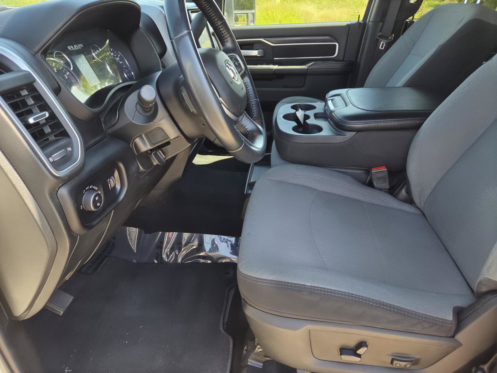 Used 2024 RAM 2500 Big Horn AWD/4WD image 26