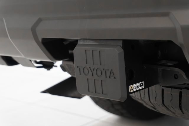 Used 2025 Toyota 4Runner TRD Off-Road Premium AWD/4WD image 16