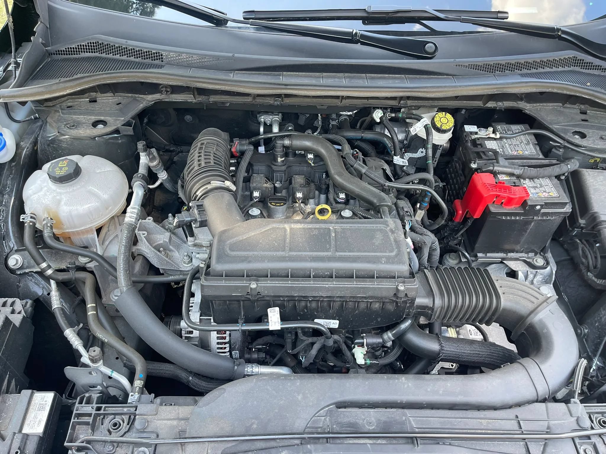 Used 2025 Ford Escape ST-Line FWD image 18
