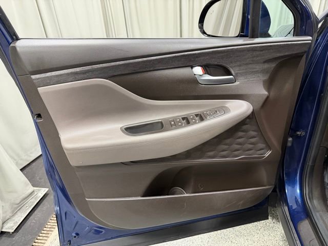 Used 2020 Hyundai Santa Fe SE image 17