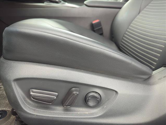 Certified 2023 Toyota Camry SE FWD image 12