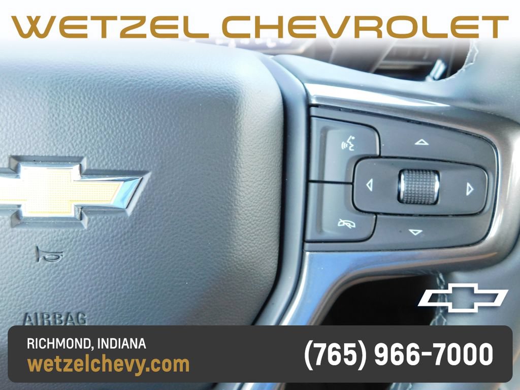 Used 2025 Chevrolet Silverado 2500 High Country w/ Technology Package AWD/4WD image 32