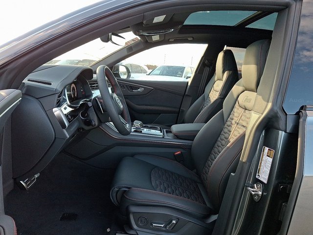 New 2026 Audi RS Q8 performance image 9