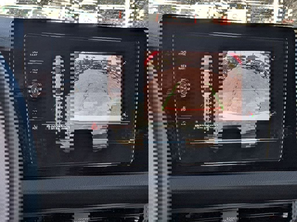 Used 2025 Volkswagen Jetta Sport image 21